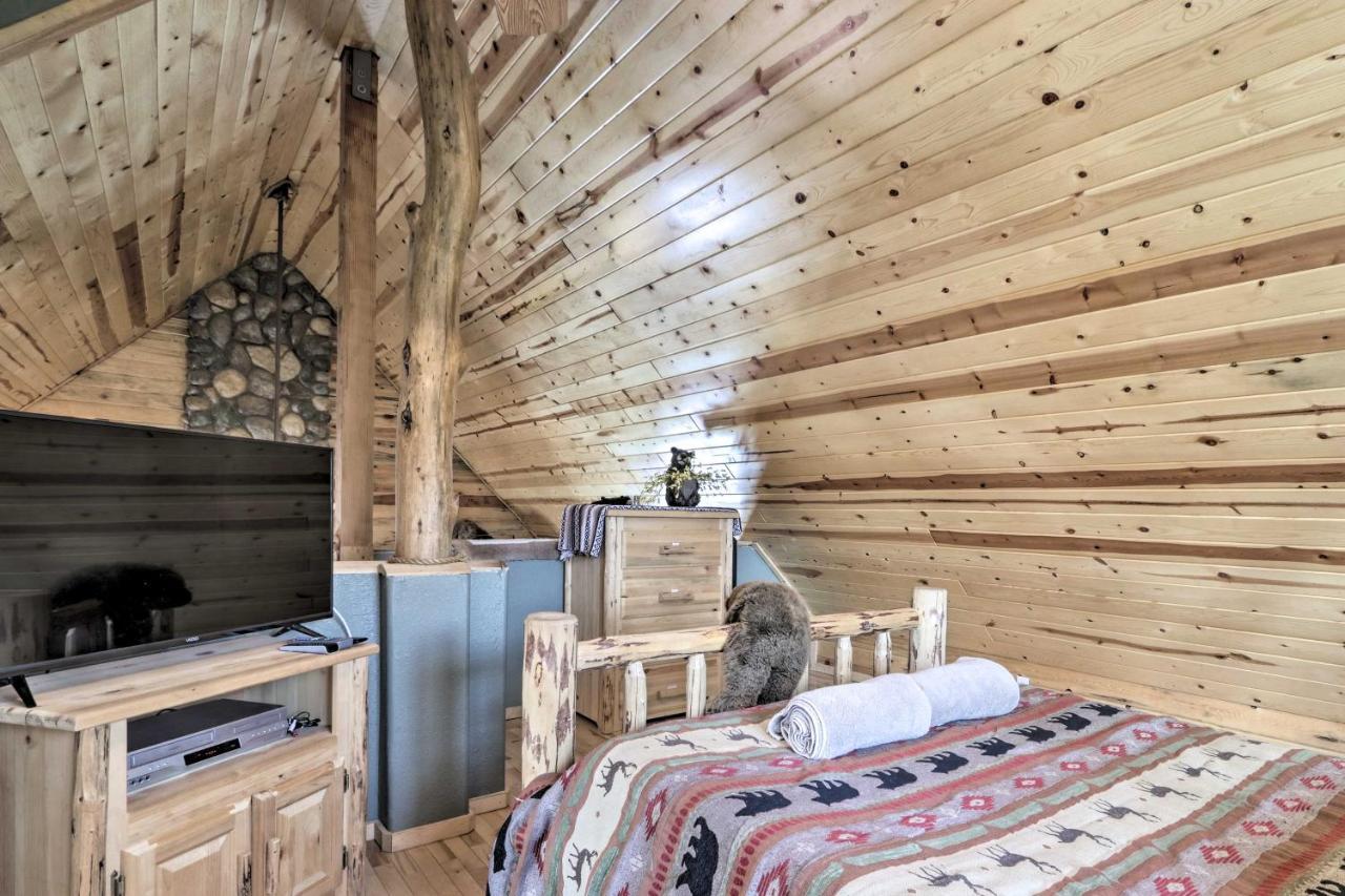 Cozy Heber-Overgaard Cabin With Fire Pit, Game Room! Εξωτερικό φωτογραφία