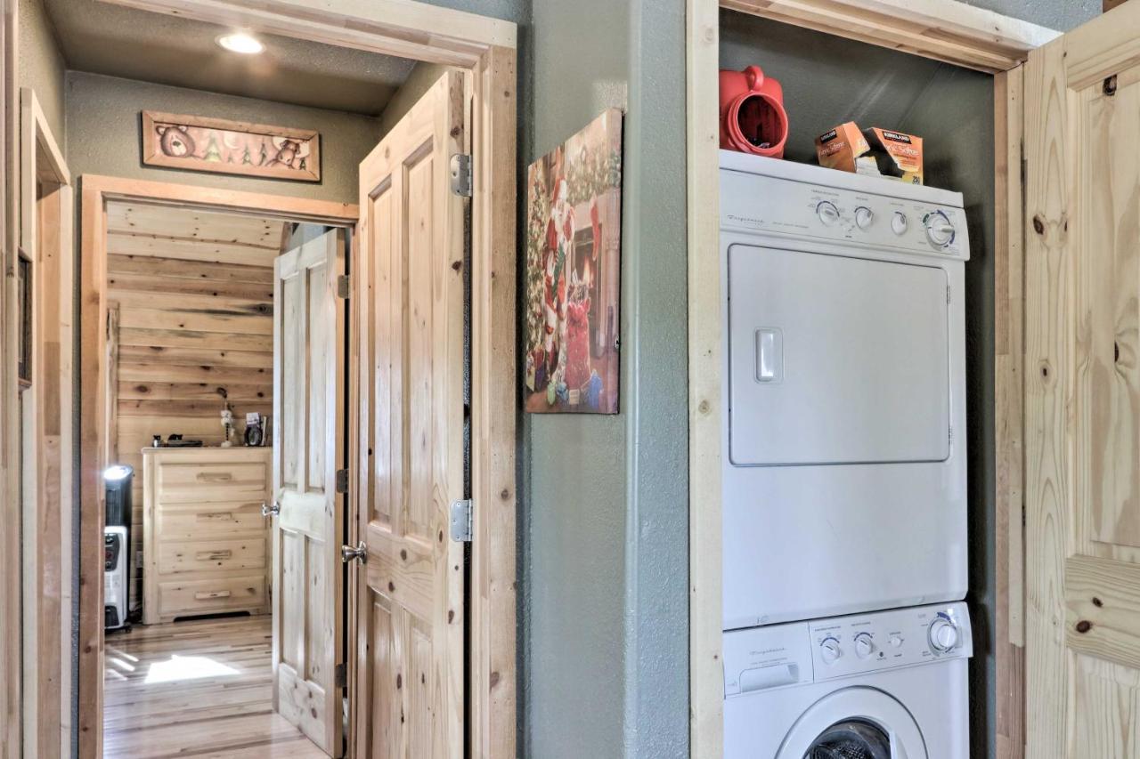 Cozy Heber-Overgaard Cabin With Fire Pit, Game Room! Εξωτερικό φωτογραφία